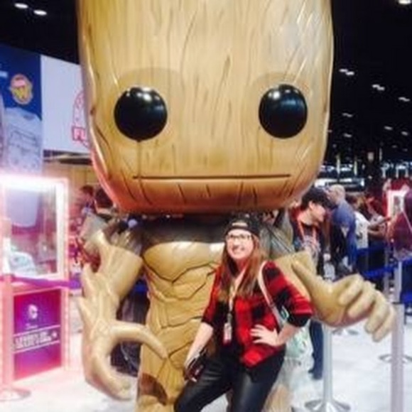 Meet your Posher, Erika - Picture 1 of 1